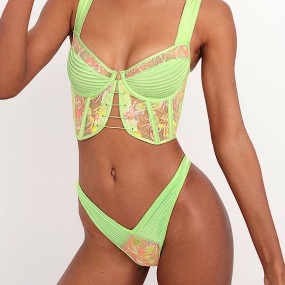 NWT FOR LOVE & LEMONS Electric Fields Green Embroidery High-Waist Thong Panty